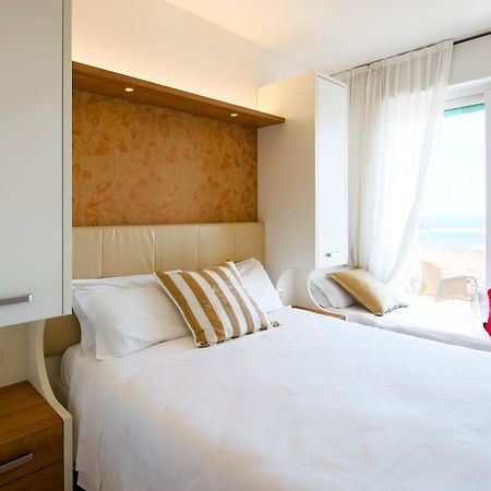 Eurhotel Rimini Exterior photo