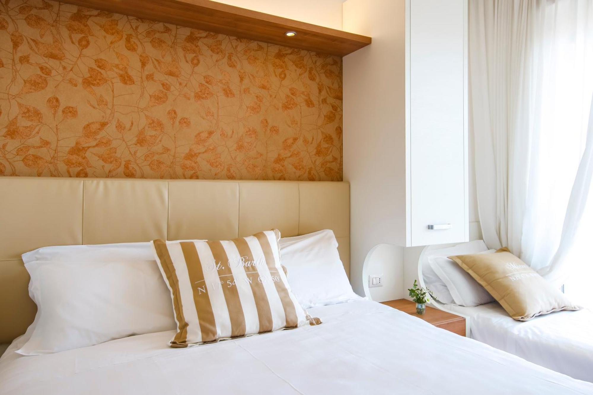 Eurhotel Rimini Exterior photo