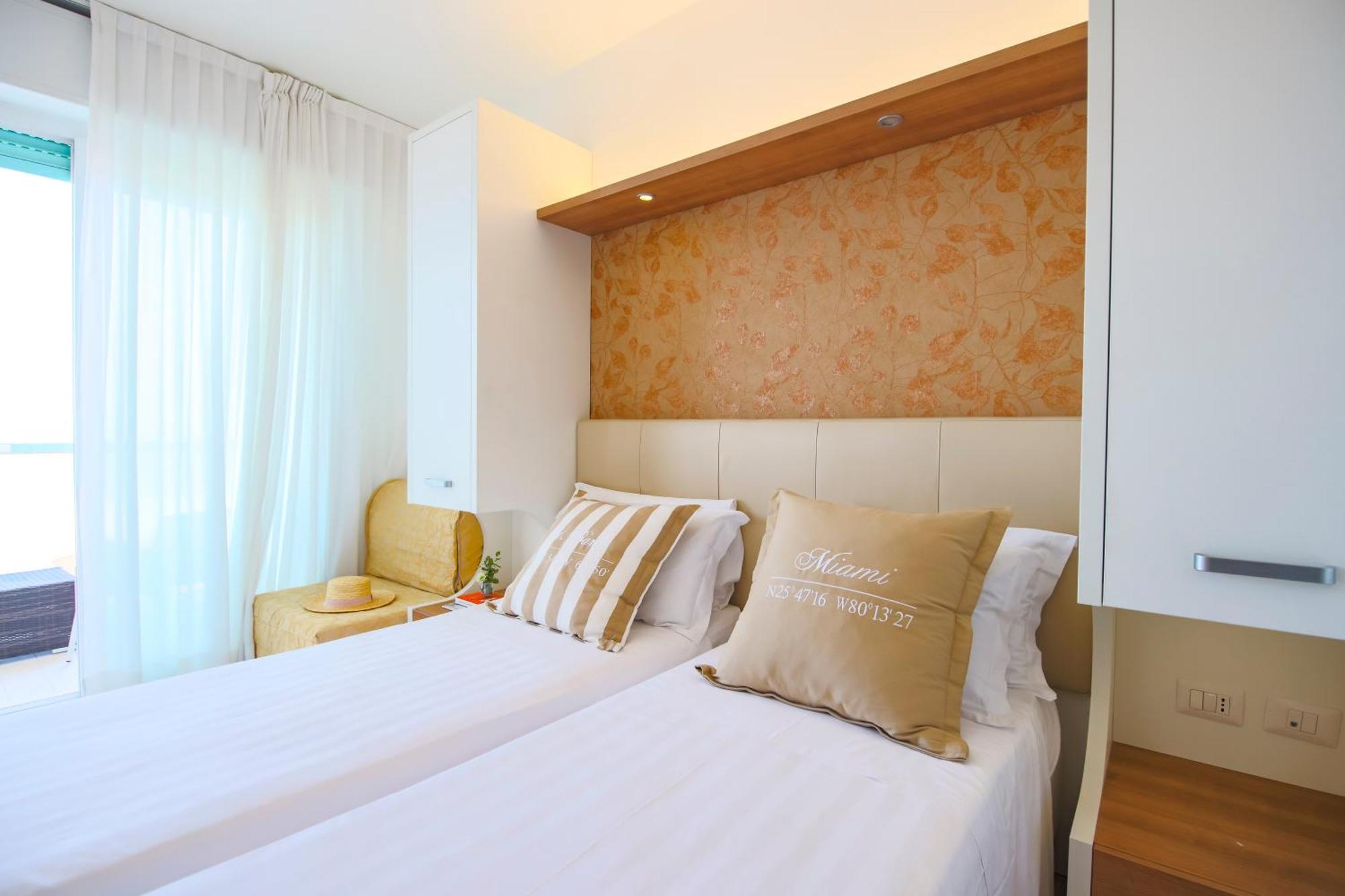 Eurhotel Rimini Exterior photo