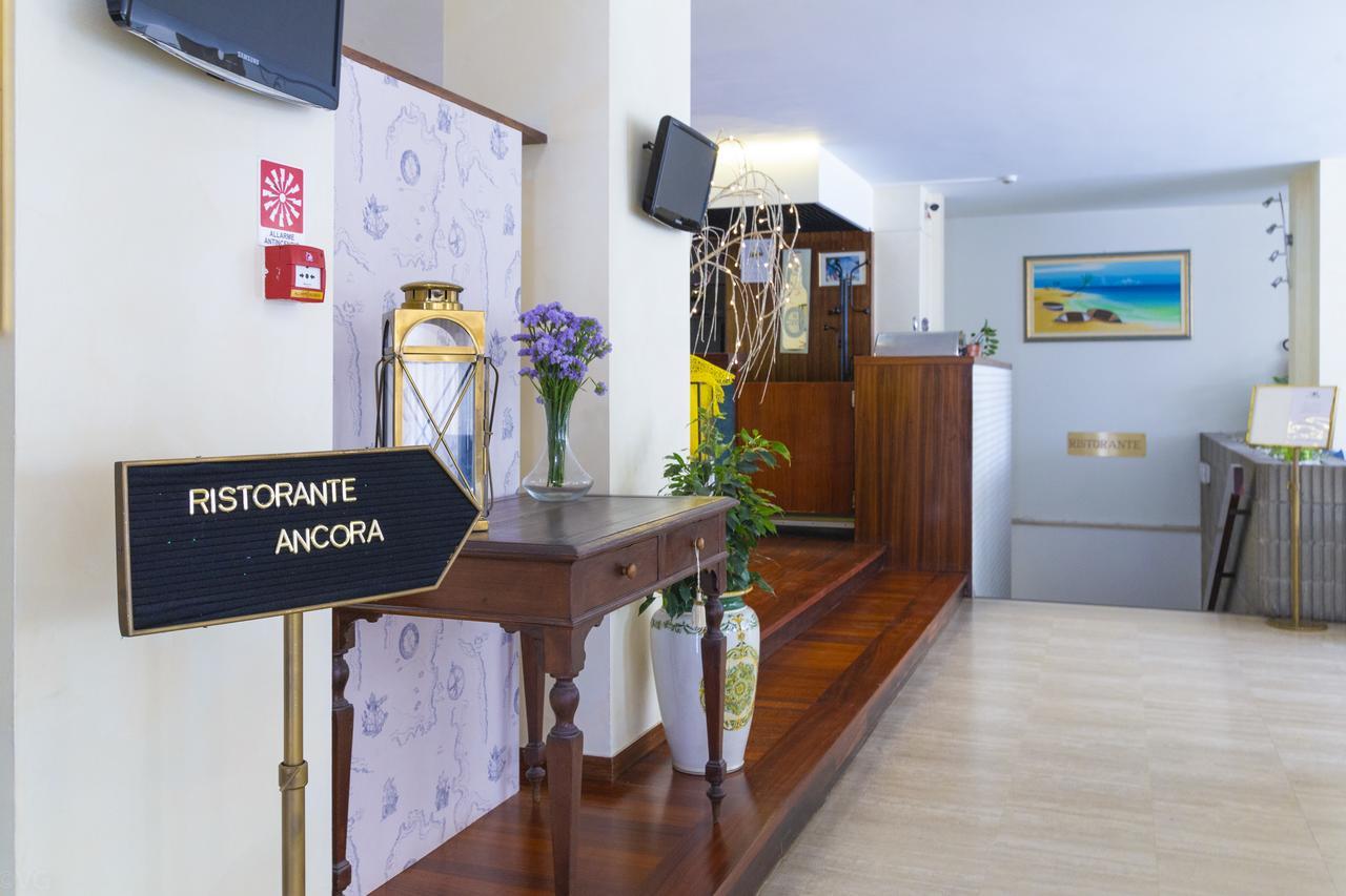 Eurhotel Rimini Exterior photo