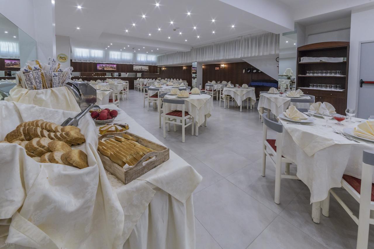 Eurhotel Rimini Exterior photo